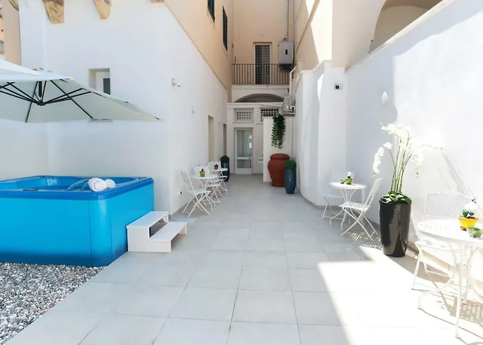 Le Stanze Del Duomo Bed and Breakfast 4*