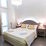Oda ve Kahvaltı Le Stanze Del Duomo 4*