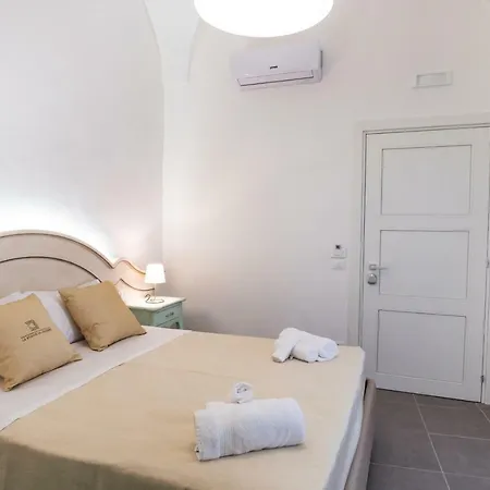 Oda ve Kahvaltı Le Stanze Del Duomo Lecce