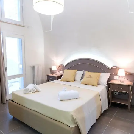 Oda ve Kahvaltı Le Stanze Del Duomo 4*
