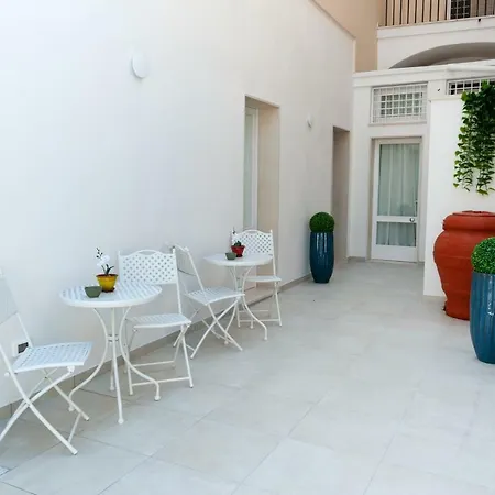 Le Stanze Del Duomo Oda ve Kahvaltı 4*